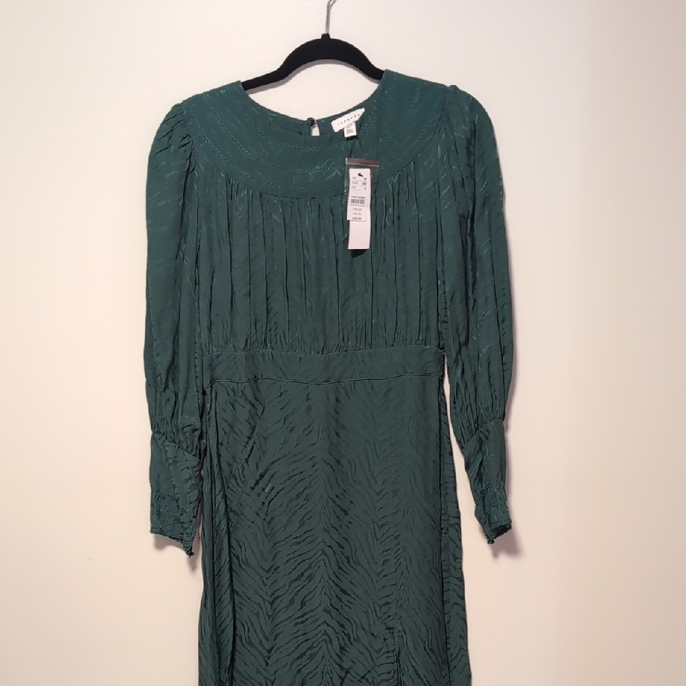 Elegant Green Dress